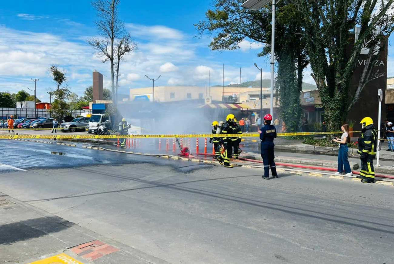 Accidente de tránsito: Pasos críticos mientras llegan los bomberos